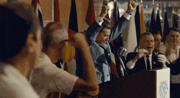 爱跳舞的gif-Al Pacino Dancing GIF by NETFLIX