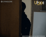 映画「THE UPSIDE／最強のふたり」【公式】的gif的gif-ちらっ