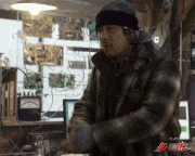 映画「ダルライザー」【公式】的gif的gif-起きろ