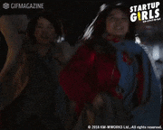映画「スタートアップ・ガールズ」【公式】的gif的gif-イエーイ！！
