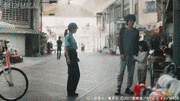 映画『ごっこ』【公式】的gif的gif-ごっこ生活のような暮らしはある日突然…