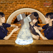 上坂すみれ【公式】的gif的gif-貝を粉々になるまで砕きます