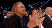 GIFMAGAZINE MEME #6的gif的gif-拍手しながら頑張った人を探す