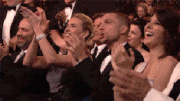 GIFMAGAZINE MEME #6的gif的gif-群衆に褒められたい時用