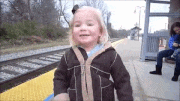 GIFMAGAZINE MEME的gif的gif-「わたし、乗り鉄。」