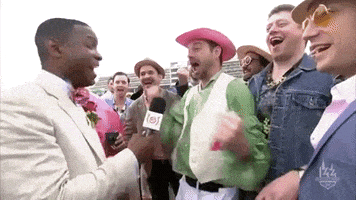 每日GIF(2020-05-08)的gif-Horse Racing Excitement GIF by Kentucky Derby
