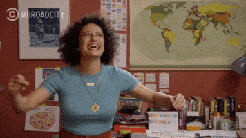 每日GIF(2020-05-17)的gif-Season 5 Happy Dance GIF by Broad City