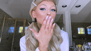 每日GIF(2020-05-19)的gif-Cake GIF by Loren Gray