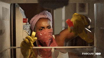 每日GIF(2020-05-20)的gif-Issa Rae Mask GIF by Insecure on HBO
