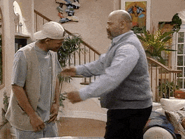 每日GIF(2020-06-02)的gif-Season 4 Hug GIF by The Fresh Prince of Bel-Air