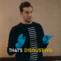 每日GIF(2020-06-12)的gif-Schitts Creek Eww GIF by CBC