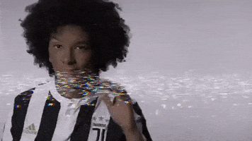 每日GIF(2020-06-18)的gif-Womens Football Captain GIF by JuventusFC