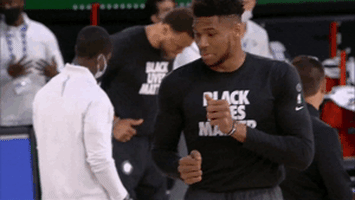 每日GIF(2020-08-05)的gif-Milwaukee Bucks Sport GIF by NBA