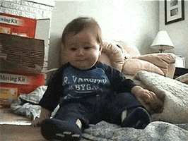 每日GIF(2020-08-07)的gif-Very Funny Laughing GIF