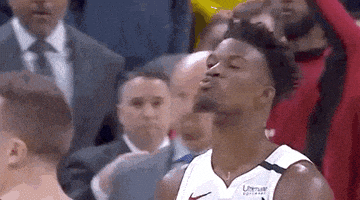 每日GIF(2020-08-11)的gif-Miami Heat Kiss GIF by ESPN