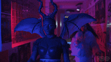 每日GIF(2020-08-21)的gif-Michaela Coel Halloween GIF by HBO