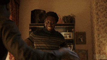 每日GIF(2020-08-23)的gif-Michaela Coel Hello GIF by HBO