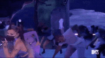 每日GIF(2020-08-31)的gif-Ariana Grande GIF by 2020 MTV Video Music Awards