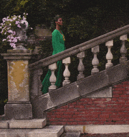 每日GIF(2020-09-18)的gif-New York Fashion Week GIF by NYFW: The Shows