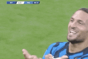 每日GIF(2020-09-27)的gif-Spider-Man Soccer GIF