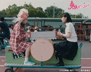 映画「鬼ガール！！」【公式】的gif的gif-ノコギリ？