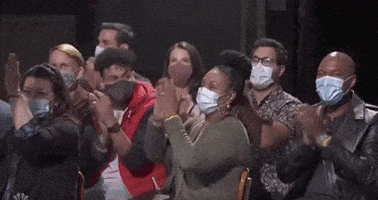 每日GIF(2020-10-07)的gif-Snl Applause GIF by Saturday Night Live