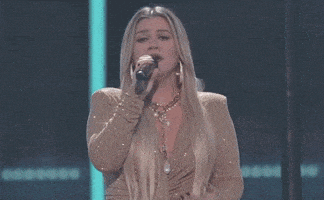 每日GIF(2020-10-15)的gif-Kelly Clarkson GIF by Billboard Music Awards