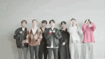 每日GIF(2020-11-09)的gif-Mtv Emas GIF by 2020 MTV EMA