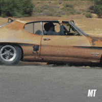 每日GIF(2020-11-10)的gif-Drift Junkyard GIF by MotorTrend