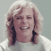 每日GIF(2020-11-16)的gif-Maria Bamford Reaction GIF by swerk