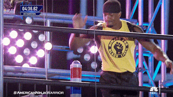 每日GIF(2020-11-17)的gif-Nbc GIF by Ninja Warrior
