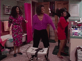 每日GIF(2020-11-21)的gif-Season 1 Happy Dance GIF by Living Single