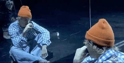 每日GIF(2020-11-23)的gif-Justin Bieber GIF by AMAs