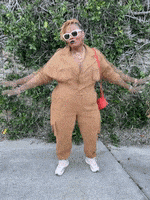 每日GIF(2020-11-26)的gif-Black Woman Dancing GIF by Maui Bigelow