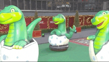 每日GIF(2020-11-27)的gif-Macys Parade Dinosaur GIF by The 94th Annual Macy’s Thanksgiving Day Parade