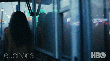 每日GIF(2020-12-01)的gif-Hbo Kiss GIF by euphoria