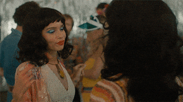 每日GIF(2020-12-02)的gif-Season 2 Dancing GIF by Big Little Lies