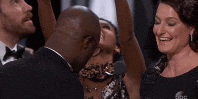 每日GIF(2020-12-02)的gif-Excited Janelle Monae GIF by The Academy Awards