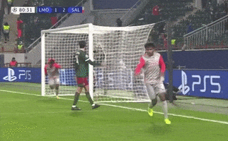 每日GIF(2020-12-06)的gif-Champions League Football GIF by UEFA