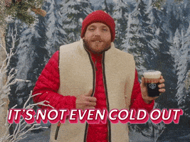 每日GIF(2020-12-17)的gif-Freezing Iced Coffee GIF by Starbucks