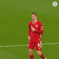 每日GIF(2020-12-20)的gif-Champions League Reaction GIF by FC Bayern Munich