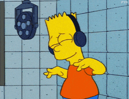每日GIF(2020-12-20)的gif-Moving The Simpsons GIF