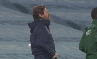 每日GIF(2021-01-13)的gif-Angry No Way GIF by UEFA