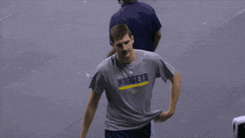 每日GIF(2021-02-01)的gif-Flailing Regular Season GIF by NBA