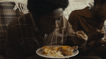 每日GIF(2021-02-10)的gif-Hungry Food GIF by Amazon Prime Video