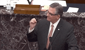 每日GIF(2021-02-10)的gif-Thinking Pause GIF by GIPHY News