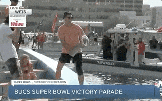 每日GIF(2021-02-11)的gif-Tom Brady Nfl GIF