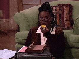 每日GIF(2021-02-18)的gif-Looking Around Season 3 GIF by Living Single