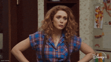 每日GIF(2021-02-23)的gif-Elizabeth Olsen What GIF by Disney+
