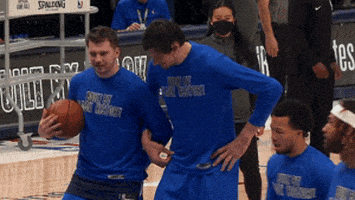 每日GIF(2021-02-24)的gif-Regular Season Dancing GIF by NBA